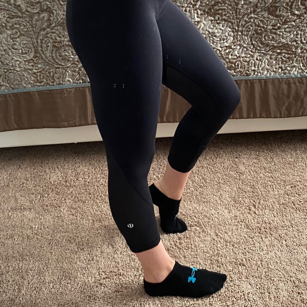 Lululemon Run Inspired Crop black leggings size 4